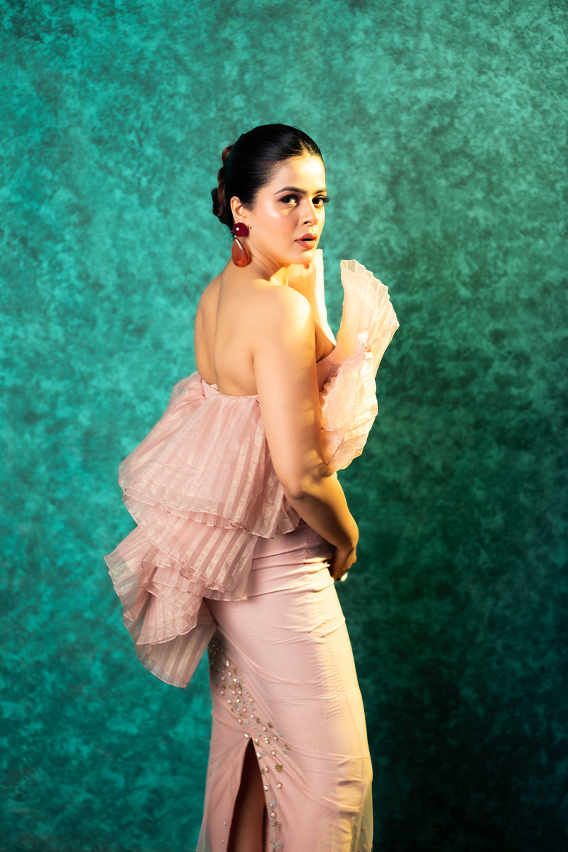 Jigyasa in Rose Quartz Pleated Off Shoulder Gown (Copy)